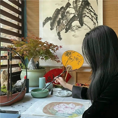 重庆伴游女生刀思若的资料
