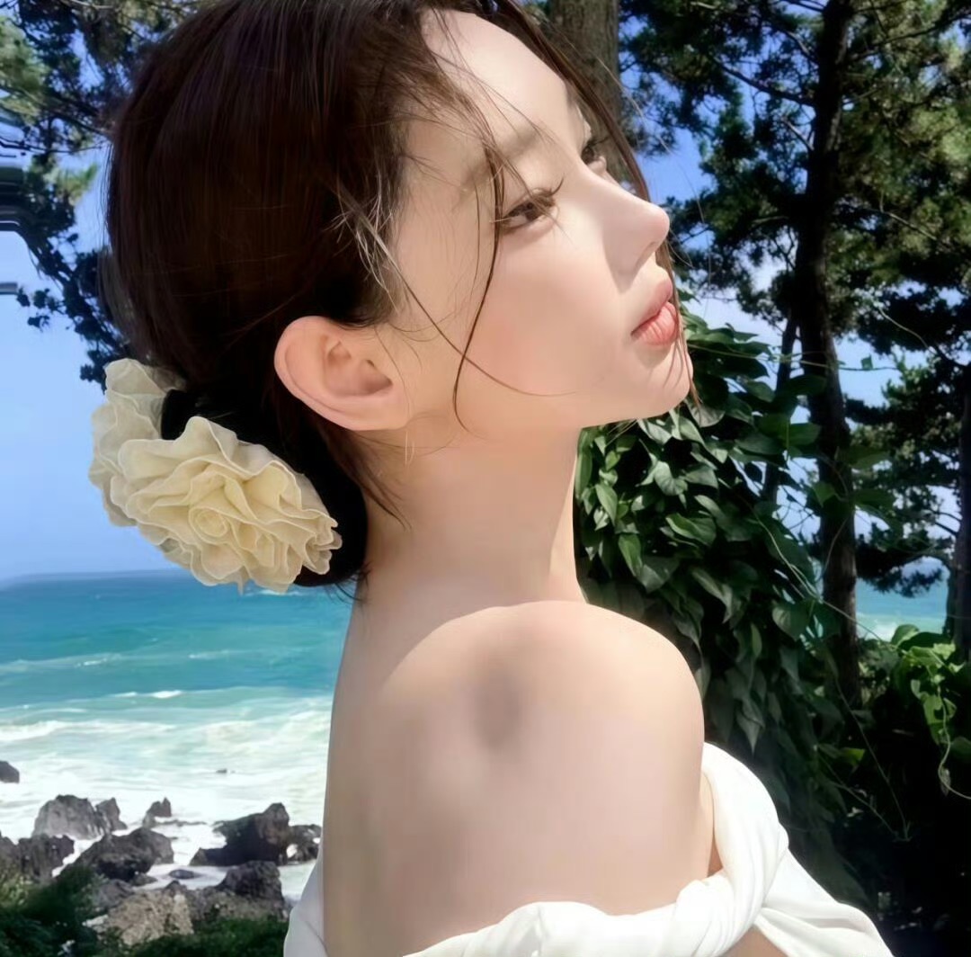 重庆伴游女生 | Victoria Lin的资料